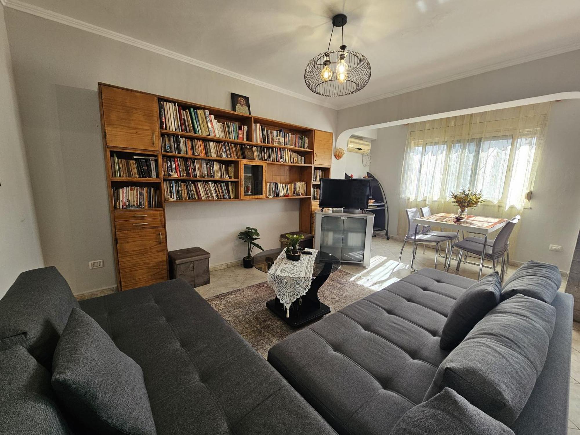 Library Apartment By Bohem Rentals Durres Exterior photo